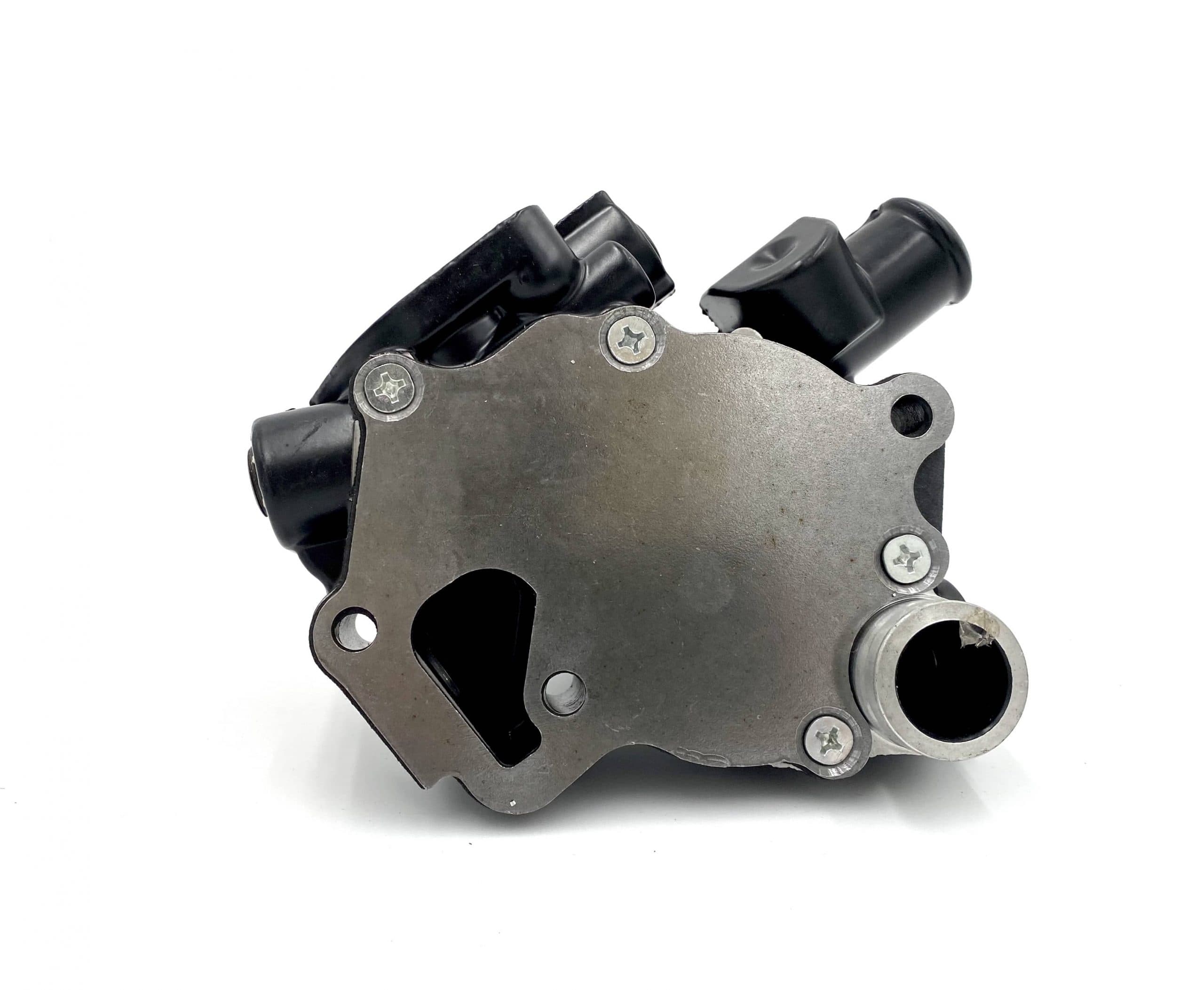 Pompe à eau Yanmar 3TNE82