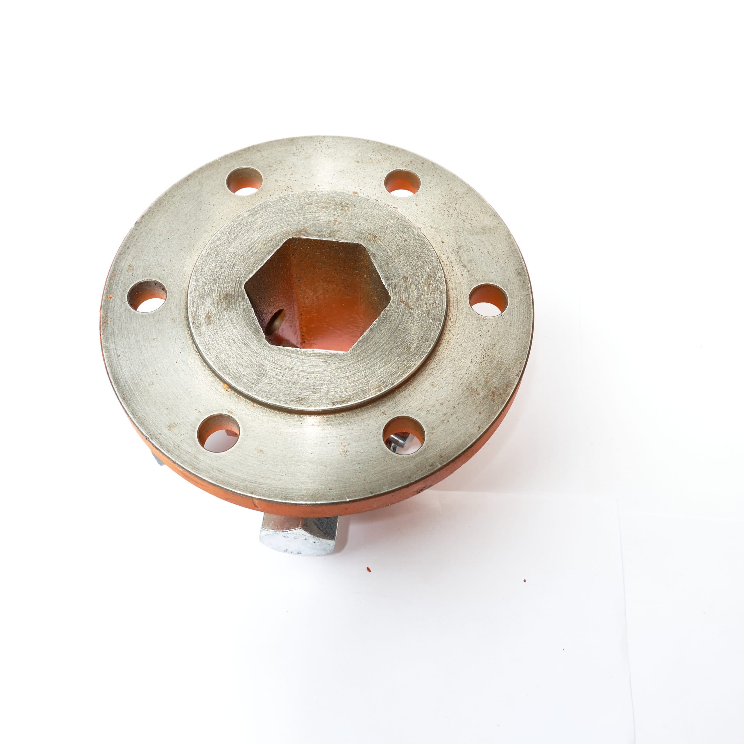 Jante d'essieu traversant - Moyeu de roue Kubota B5000 - B7100 | B1200 - B2150 | Shop4Trac