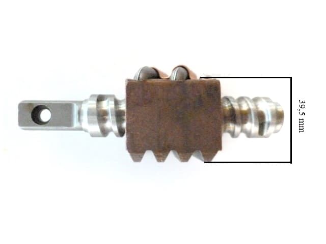 Vis sans fin de direction – essieu de direction Kubota L1802 | L2002 | L2202 | L2402 - 2